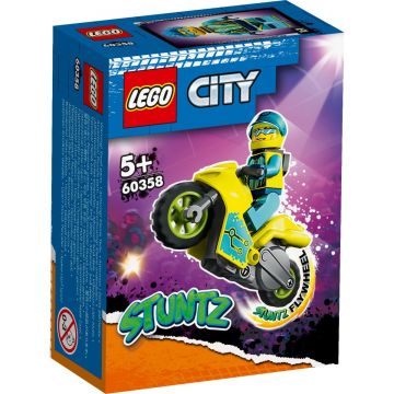 LEGO® City - Motocicleta de cascadorie cibernetica (60358)