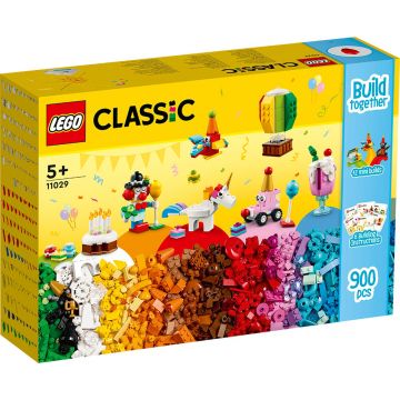 LEGO® Classic - Cutie de petrecere creativa (11029)