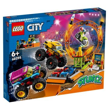 Lego City Arena de cascadorii 60295