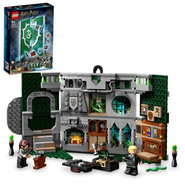 Lego Harry Potter Bannerul Casei Slytherin 76410