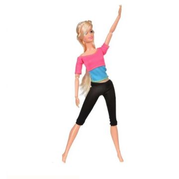 Papusa Betty la sedinta de Yoga si Fitness