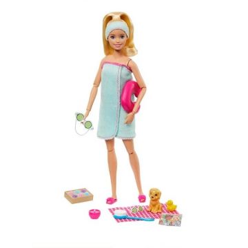 Set Papusa Barbie cu catel si accesorii incluse-O zi relaxanta