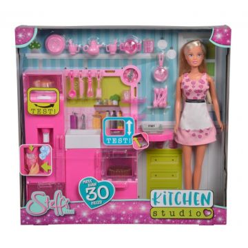 Steffi Love Papusa Steffi si Bucataria Ei