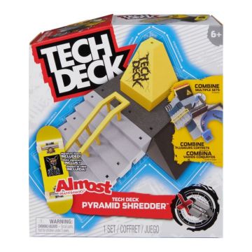 Tech Deck Set Skate Park Pyramid Shredder