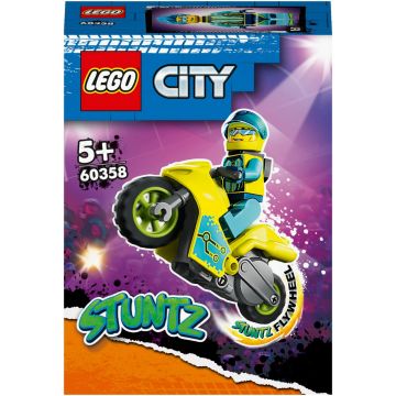LEGO® City - Motocicleta de cascadorie cibernetica 60358, 13 piese, Multicolor