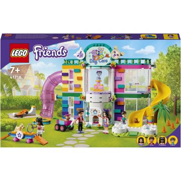 LEGO® Friends: Centrul de Ingrijire a Animalelor, 593 piese, 41718, Multicolor