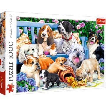 Puzzle 1000 trefl caini in gradina