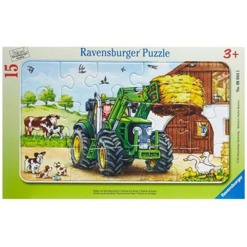 Puzzle tractor la ferma 15 piese Ravensburger