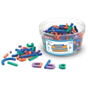 Learning Resources Set constructie magnetic - Litere si cifre