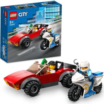 LEGO® LEGO® City - Politist pe motocicleta in urmarirea unei masini 60392, 59 piese