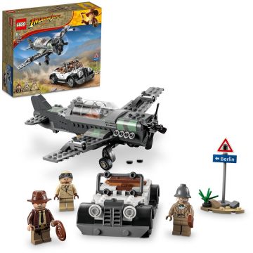 LEGO® LEGO® Indiana Jones - Urmarire cu avionul de vanatoare 77012, 387 piese