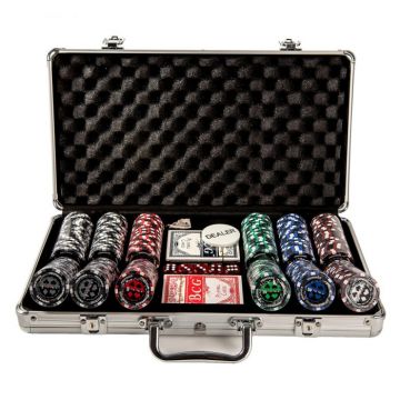 Set poker cu 300 chips-uri clay 14g model PRO POKER si servieta din aluminiu