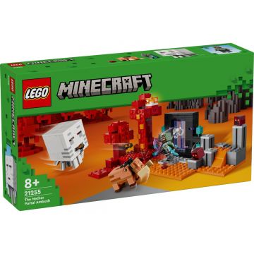 LEGO® Minecraft - Ambuscada in portalul Nether (21255)