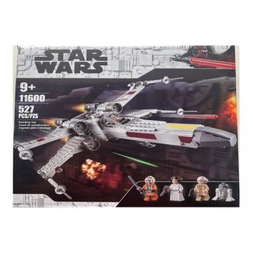Set de constructie Star Wars - X Wing Fighter al lui Luke Skywalker, 527 piese
