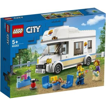 LEGO City: Rulota de vacanta 60283, 190 piese, Multicolor