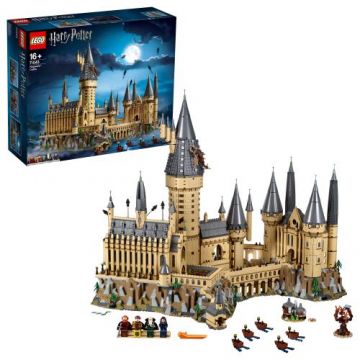 LEGO® Harry Potter - Hogwarts Castle 71043, 6020 piese