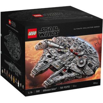 LEGO® Star Wars™ 75192 Ultimate Collectors Series Millennium Falcon™
