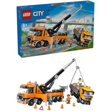 LEGO® Jucarie LEGO® City, Camion de remorcare si recuperare cu macara 60467, 793 piese, 8 ani+