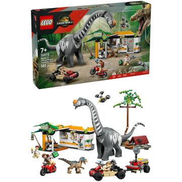 LEGO® Jucarie LEGO® Jurassic World, Misiune de urmarire a unui Velociraptor si a unui Titanosaurus 76973, 582 piese, 7 ani+