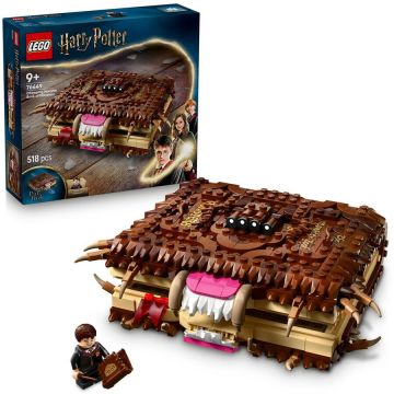 LEGO® LEGO® Harry Potter™ - Cartea monstrilor Colti de monstru 76449, 518 piese
