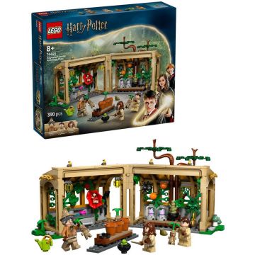 LEGO® LEGO® Harry Potter™ - Castelul Hogwarts™: Lectia de ierbologie 76445, 390 piese