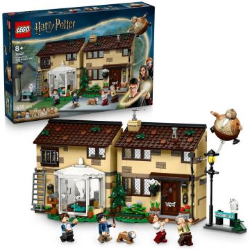 LEGO® LEGO® Harry Potter™ - Privet Drive: Vizita matusii Marge 76451, 639 piese