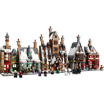 LEGO® Jucarie LEGO Harry Potter 76457, Satul Hogsmeade™ – Editie de colectie, 3228 piese, 18+ ani