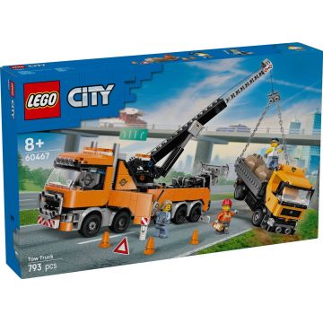 LEGO® City - Camion de remorcare si recuperare cu macara (60467)