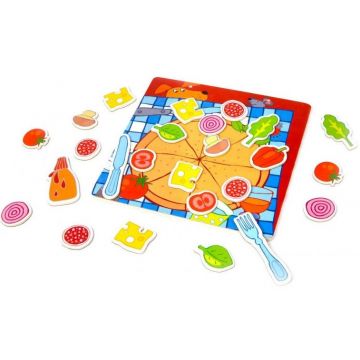 Jucarie din lemn Classic World - Pita cu piese magnetice