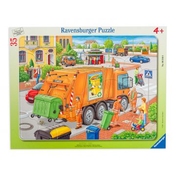 Puzzle Ravensburger din 35 de piese - Camion de curatenie