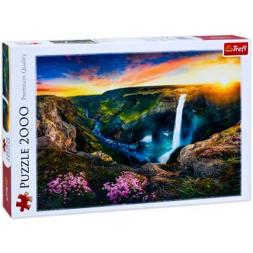 Puzzle Trefl din 2000 de piese - Háifoss Waterfall, Iceland