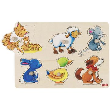 Puzzle din lemn cu manere Goki - Animale domestice, cu imagini ascunse