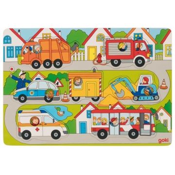 Puzzle din lemn Goki - Pe strada, cu fundal