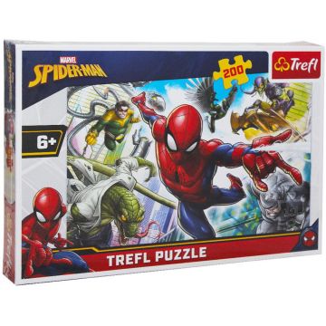 Puzzle Trefl din 200 de piese - Born to be a Superhero