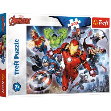 Puzzle Trefl din 200 de piese - Mighty Avengers