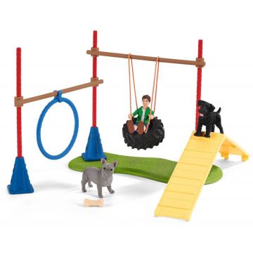 Set Schleich Farm World - Agility - Antrenament pentru catelusi