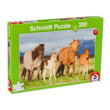 Puzzle Schmidt din 200 de piese - Familia de cai