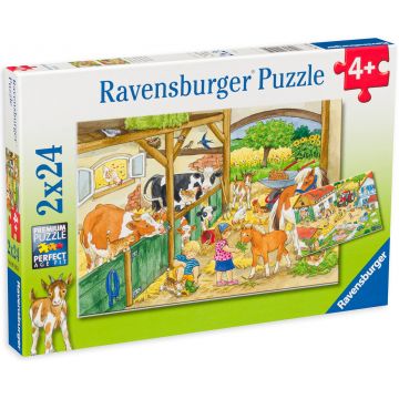 Puzzle Ravensburger din 2 x 24 de piese - Zi la fermă