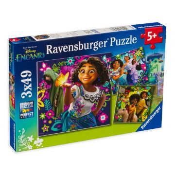 Puzzle Ravensburger din 3 x 49 de piese - Encanto Disney