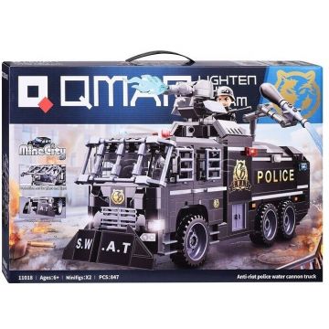 Constructor Qman - Camion de Poliție cu Tun de Apă, 847 piese