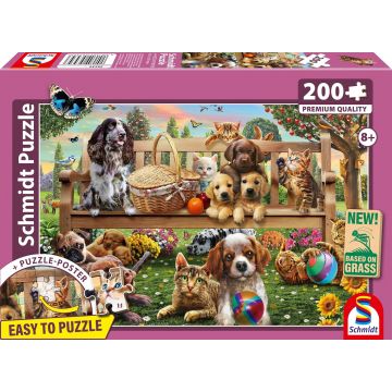 Puzzle Schmidt din 200 piese - Picnic de grădină pentru câini și pisici