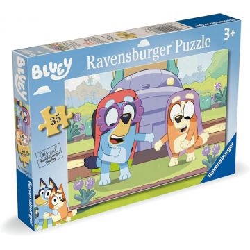Puzzle Ravensburger din 35 piese - Bluey: Timpul bunicii