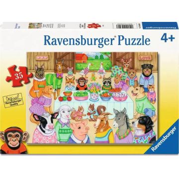 Puzzle Ravensburger din 35 piese - Petrecere în hambar