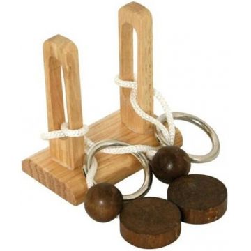 Puzzle logic 3D din lemn Fridolin - Eliberează inelul, nivelul 4/4