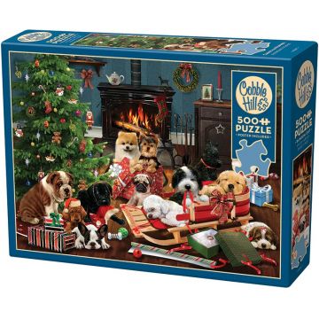 Puzzle Cobble Hill din 500 de piese - Cățeluși lângă șemineu