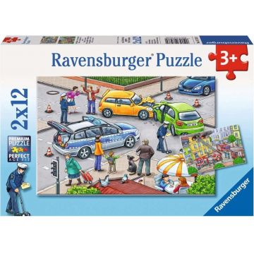 Puzzle Ravensburger din 2 x 12 piese - Lumini albastre pe drum