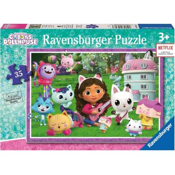 Puzzle Ravensburger din 35 piese - Gabi și pisicile ei
