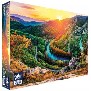 Puzzle Black Sea din 1000 de piese - Dimineața deasupra Balcanilor