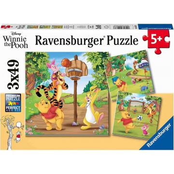 Puzzle pentru copii Ravensburger din 3 x 49 piese - Winnie the Pooh: Ziua Sportului