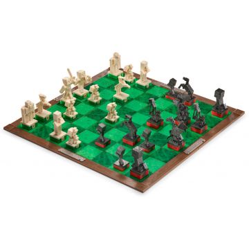 Şah Noble Collection - Minecraft: Overworld Heroes vs. Hostile Mobs Chess Set